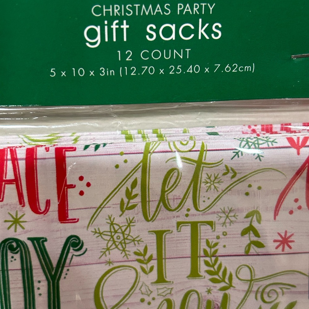 22 Festive  Holiday Christmas Gift Supplies -New Sealed - bags gift card holder - Picture 4 of 10